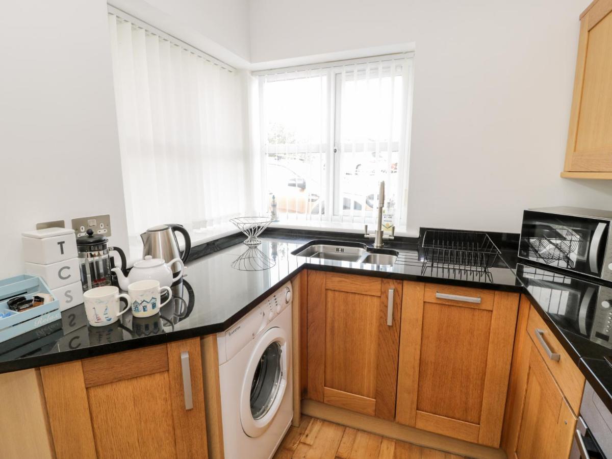 Tides Apartment Benllech Ngoại thất bức ảnh